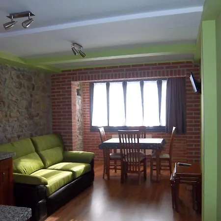 Entrepalacios Aviles